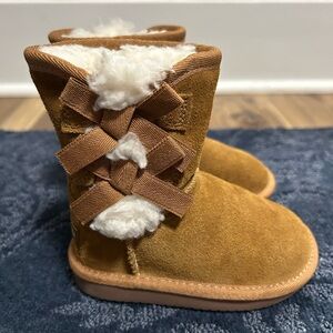 Koolaburra By UGG Victoria Short Boot - Kids'